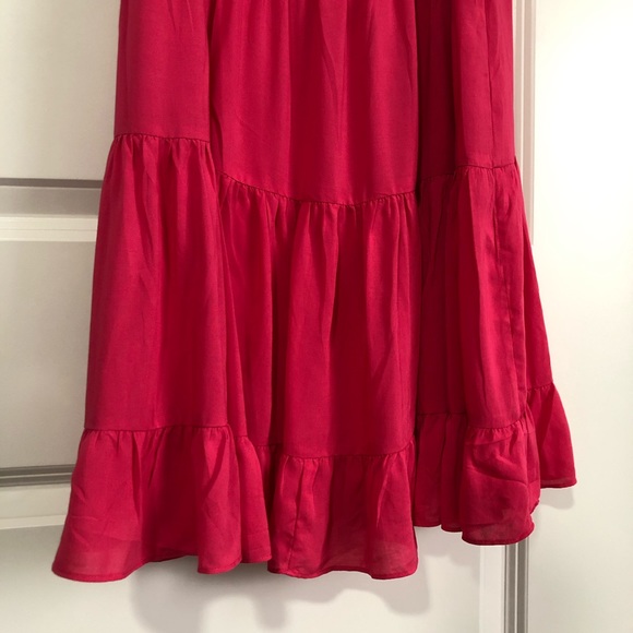 ARITZIA PINK DRESS W/ LITTLE OPEN BACK - MEDIUM - Picture 5 of 6